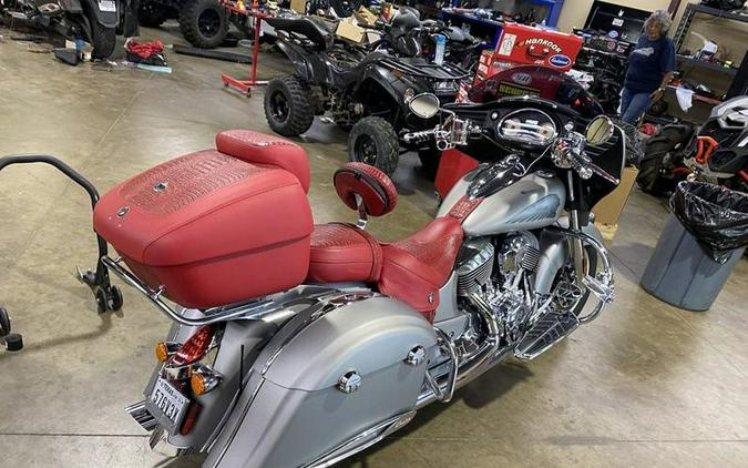 2016 Indian Motorcycle® Chieftain® Silver Smoke