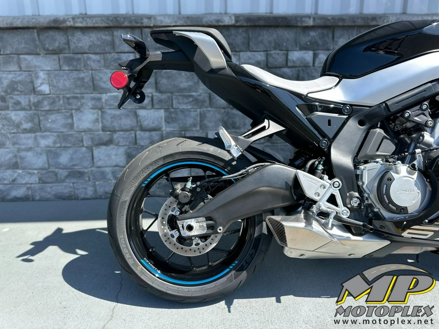 2025 CFMOTO 675SS
