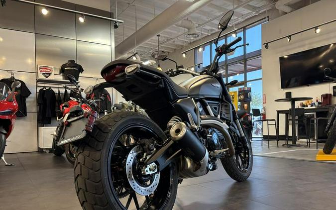 2025 Ducati Scrambler Icon Dark