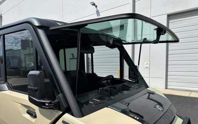 2026 Can-Am Defender MAX Limited HD11 Desert Tan & Carbon Black