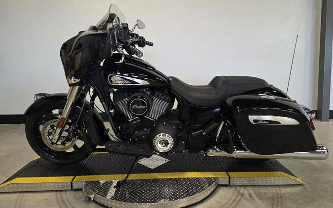 2024 Indian Motorcycle® Chieftain® Black Metallic