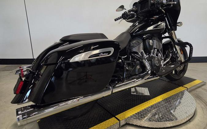 2024 Indian Motorcycle® Chieftain® Black Metallic