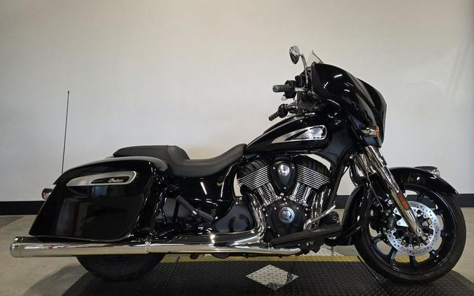2024 Indian Motorcycle® Chieftain® Black Metallic