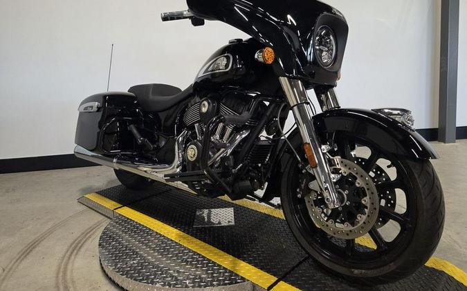 2024 Indian Motorcycle® Chieftain® Black Metallic