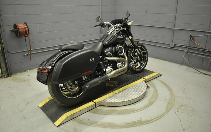 2019 Harley-Davidson® FLSB - Softail® Sport Glide®