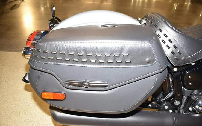 2026 Harley-Davidson Softail FLHC - Heritage Classic
