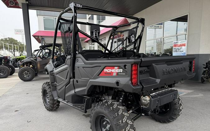 2025 Honda Pioneer 1000 Base