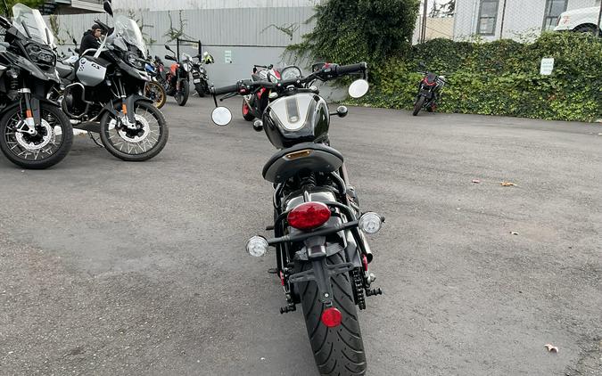 2025 Triumph Bonneville Bobber