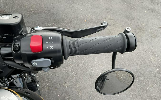 2025 Triumph Bonneville Bobber
