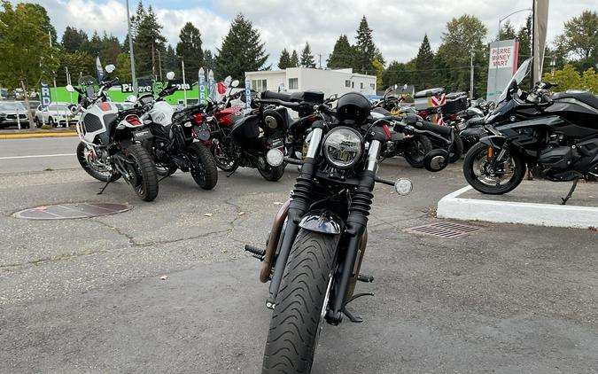 2025 Triumph Bonneville Bobber