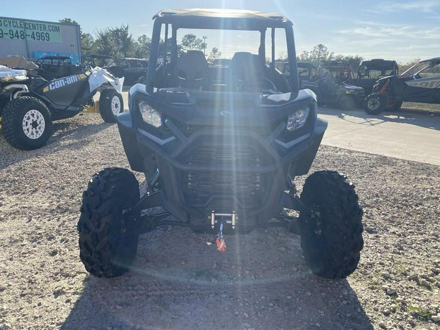 2023 Can-Am® Commander MAX XT