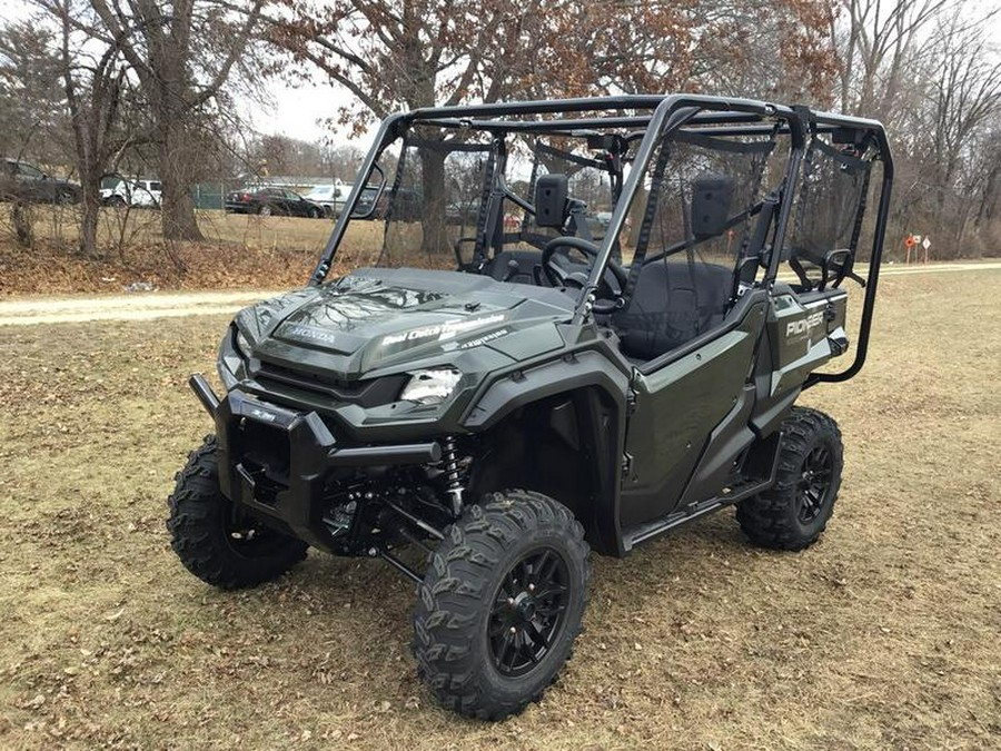 2025 Honda® Pioneer 1000-5 Deluxe