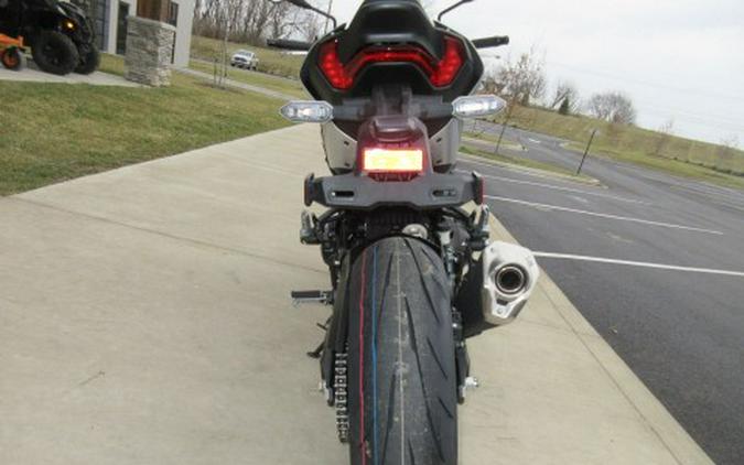 2025 Kawasaki Z900 ABS