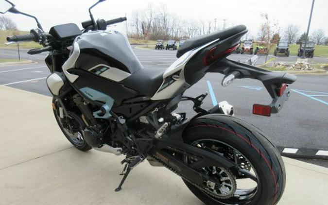 2025 Kawasaki Z900 ABS