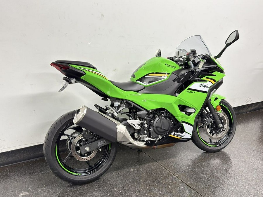 2025 Kawasaki Ninja® 500 KRT Edition SE ABS