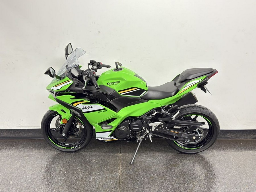 2025 Kawasaki Ninja® 500 KRT Edition SE ABS