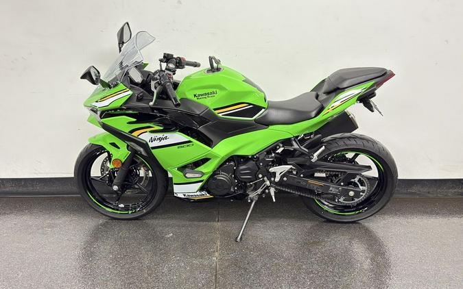 2025 Kawasaki Ninja® 500 KRT Edition SE ABS
