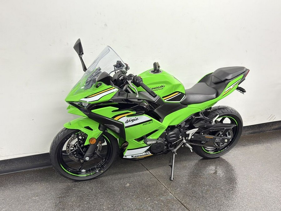 2025 Kawasaki Ninja® 500 KRT Edition SE ABS