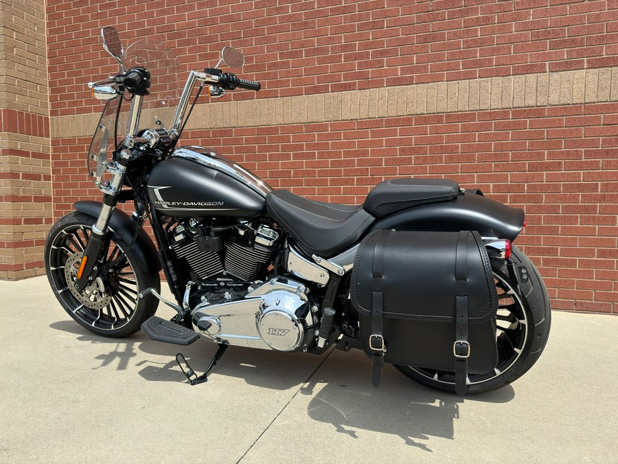 2023 Harley-Davidson Breakout