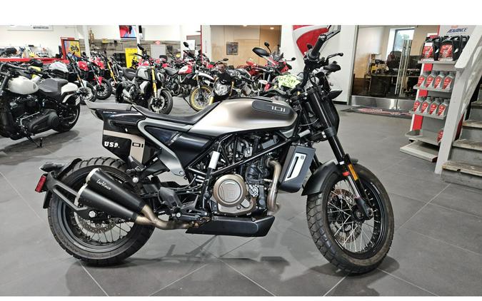 2020 Husqvarna Motorcycles SVARTPILEN 701