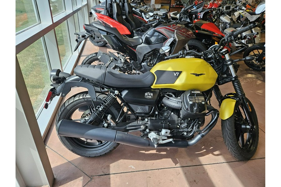 2022 Moto Guzzi V7 STONE E5