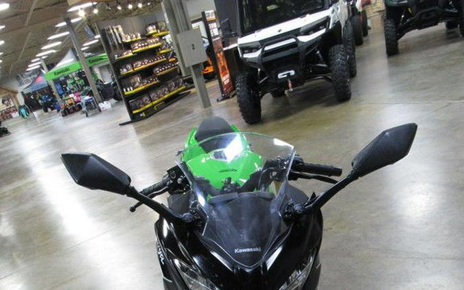 2020 Kawasaki Ninja® 400 ABS KRT Edition