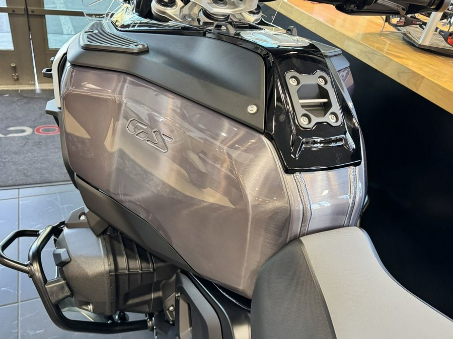 2026 BMW R 1300 GS Adventure Triple Black