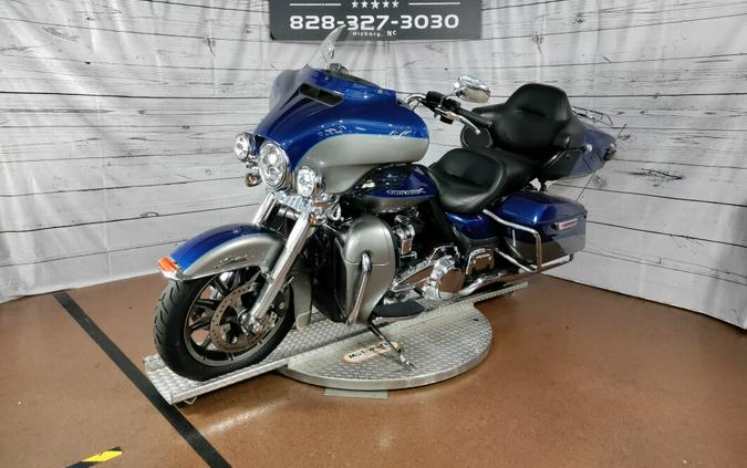 2017 Harley-Davidson Ultra Limited Two-Tone Superior Blue/Billet Silver