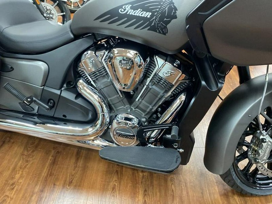 2024 Indian Motorcycle® Challenger® Titanium Smoke