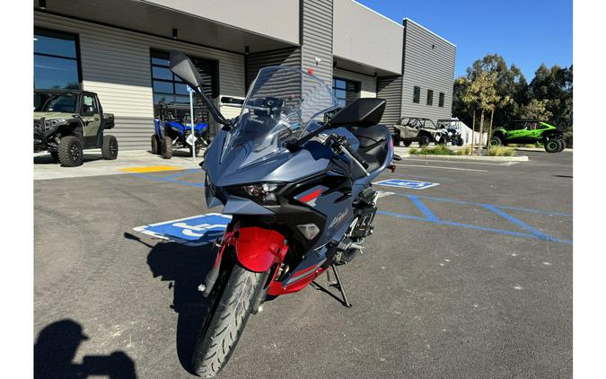 2026 Kawasaki Ninja® 500 SE ABS