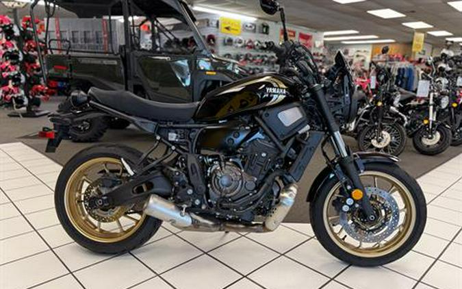 2023 Yamaha XSR700