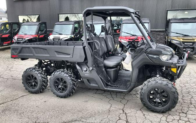 2026 Can-Am® Defender 6x6 XT HD10