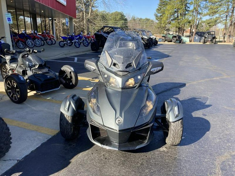 2018 Can-Am® Spyder® RT Limited Dark