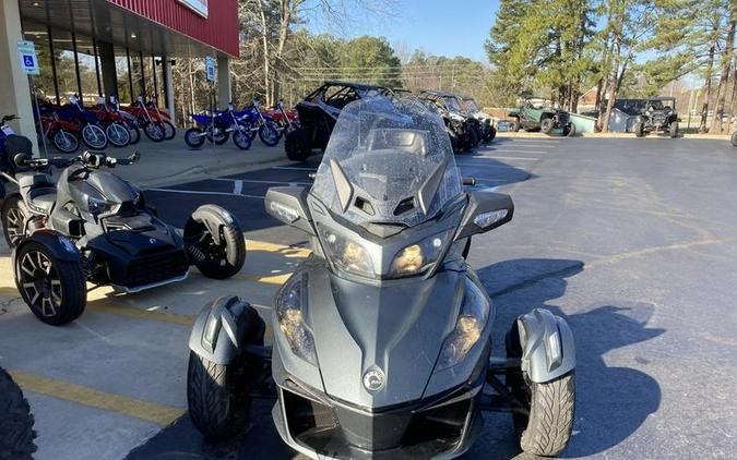 2018 Can-Am® Spyder® RT Limited Dark