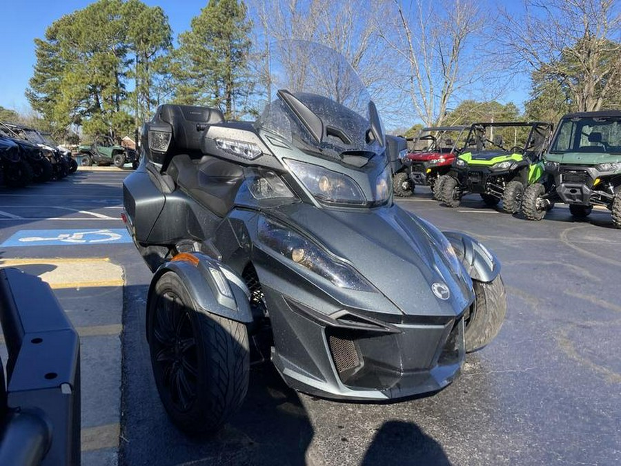 2018 Can-Am® Spyder® RT Limited Dark