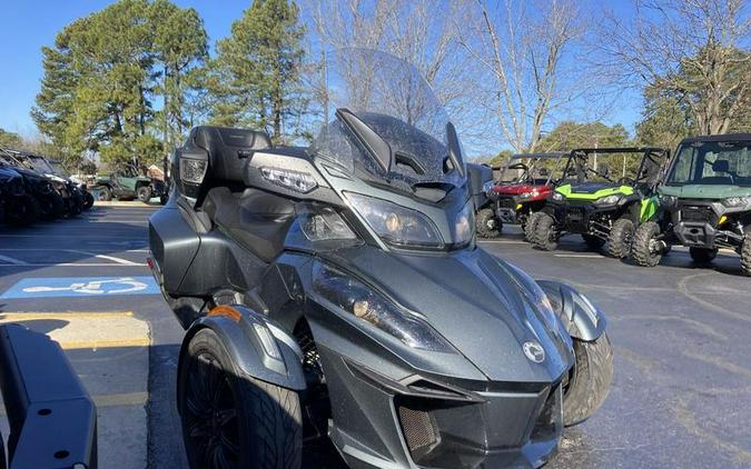 2018 Can-Am® Spyder® RT Limited Dark