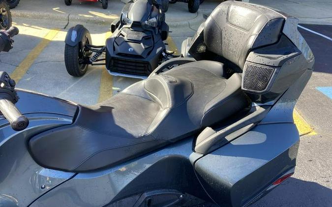 2018 Can-Am® Spyder® RT Limited Dark