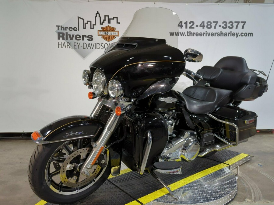 2017 Harley-Davidson® Ultra Limited Exclusive - Vivid Black - Firefighter