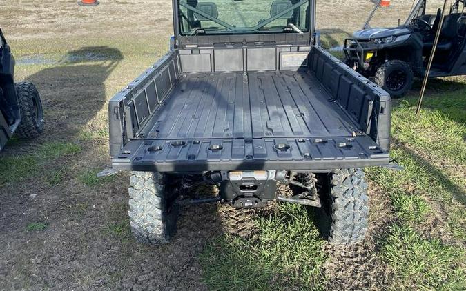 2023 Can-Am® Defender 6x6 Limited HD10