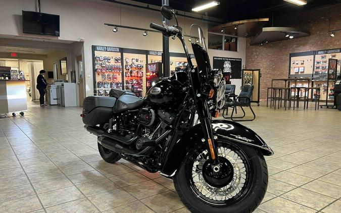 2024 Harley-Davidson Heritage Classic Vivid Black