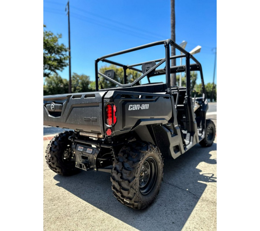 2023 Can-Am™ Defender MAX HD7