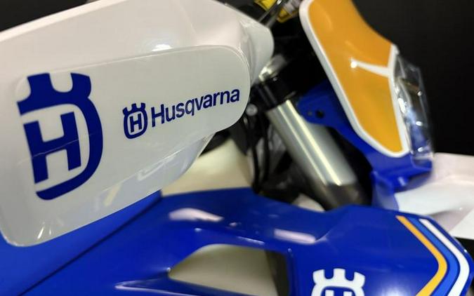 2025 Husqvarna® TE 300 Heritage