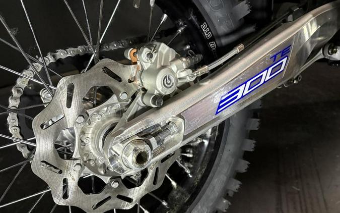 2025 Husqvarna® TE 300 Heritage