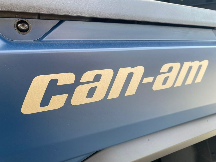 2026 Can-Am® Defender Limited HD11