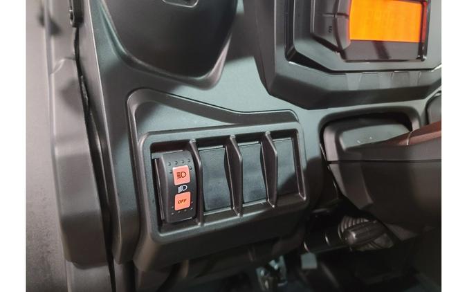 2026 Can-Am Defender MAX DPS™ CAB HD10