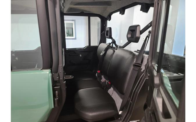 2026 Can-Am Defender MAX DPS™ CAB HD10