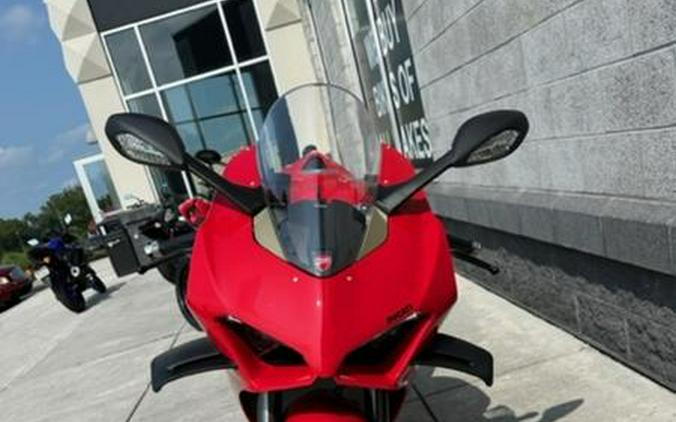 2023 Ducati Panigale V4 Ducati Red