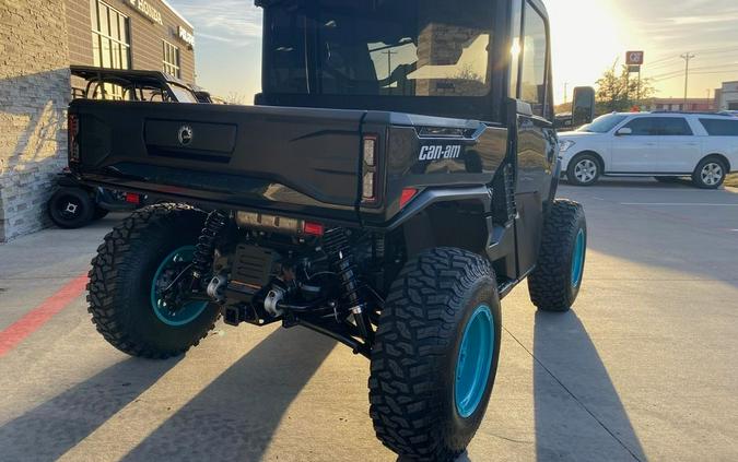 2026 Can-Am® Defender XT CAB HD11