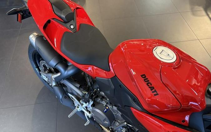 2025 Ducati Streetfighter V2 S