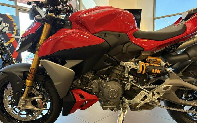 2025 Ducati Streetfighter V2 S